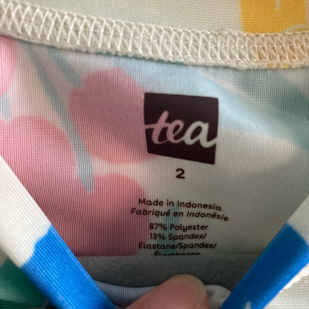 Tea Collection toddlers swim top modern tropical floral spring 2T - Picture 3 of 4